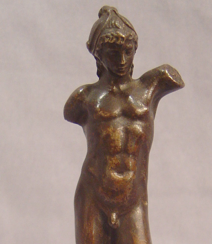 Antique Italian Grand Tour bronze of a naked gladiator.