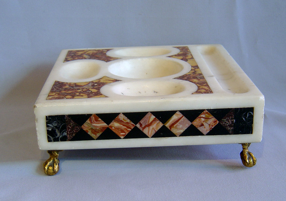 Italian white marble and pietra dura Grand Tour desk tidy.