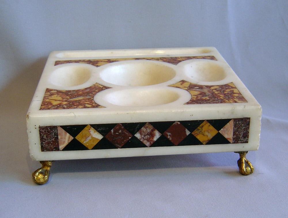 Italian white marble and pietra dura Grand Tour desk tidy.