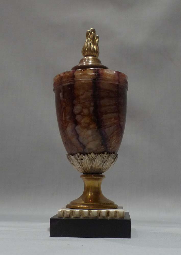 Blue John urns, ormolu mounted, antique 18th century.