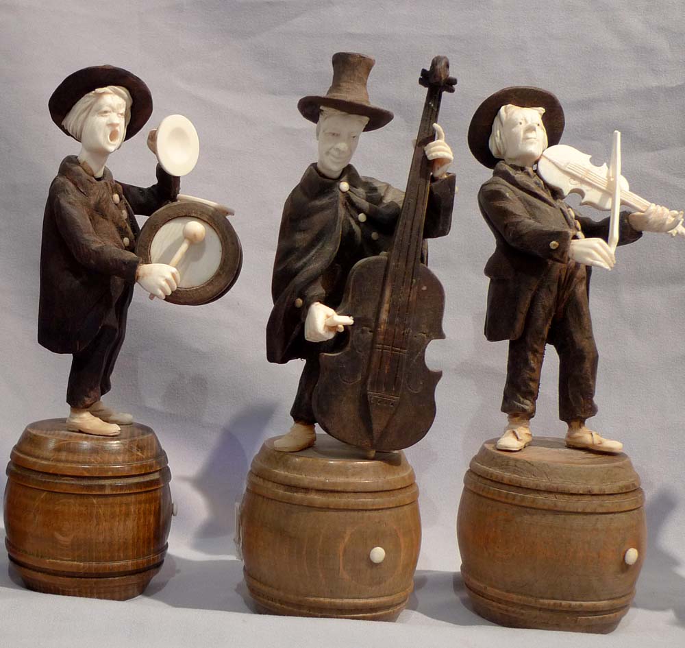 Ivory and wood Black Forest seven piece band.