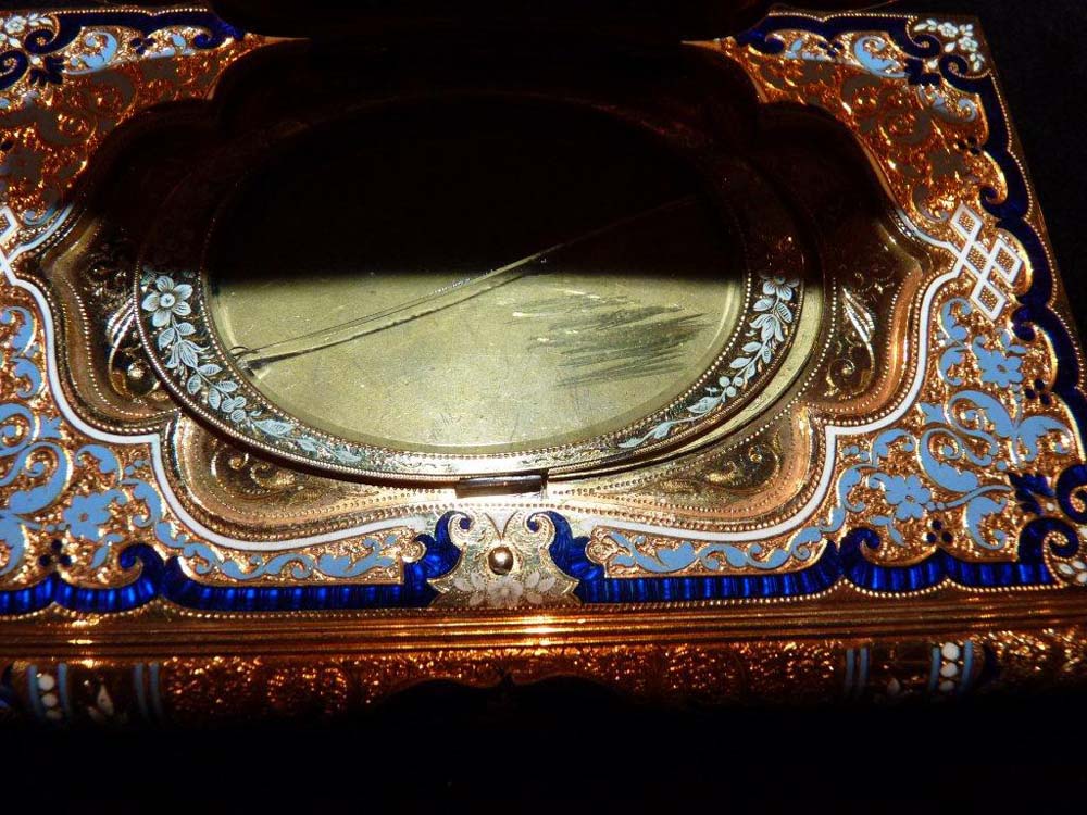 Gold and enamel Aide memoire with watch and propelling pencil