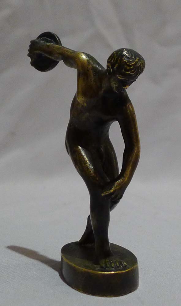 Antique Grand Tour bronze of the discus thrower.