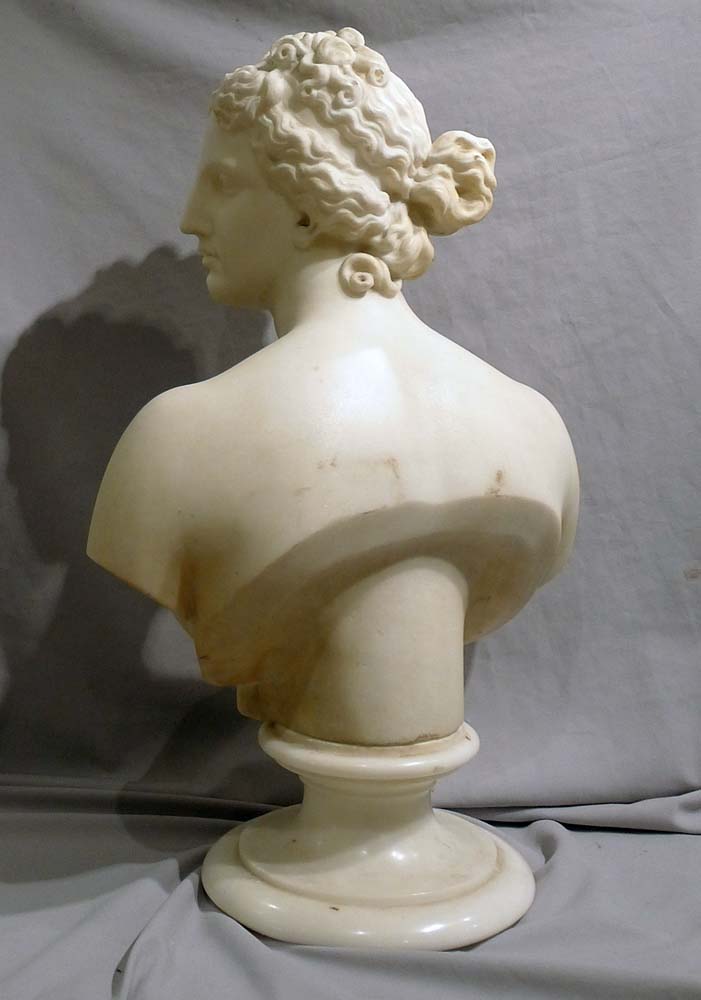 Italian antique marble bust of Venus on rotating marble socle.