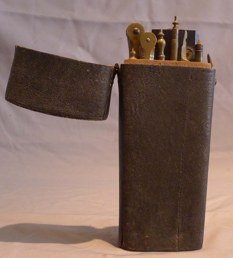 Antique shagreen cased set of drawing instruments dated 1827.