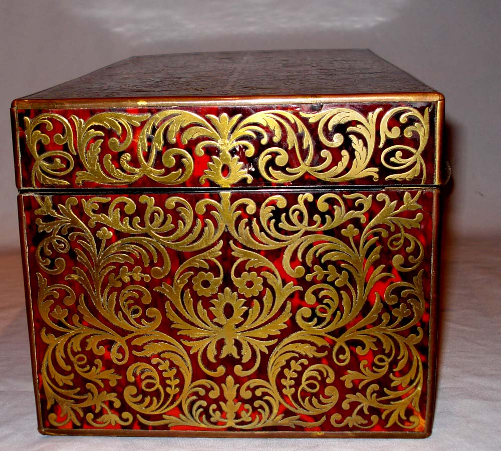 Antique English boulle casket ( red tortoiseshell and inlaid brass).