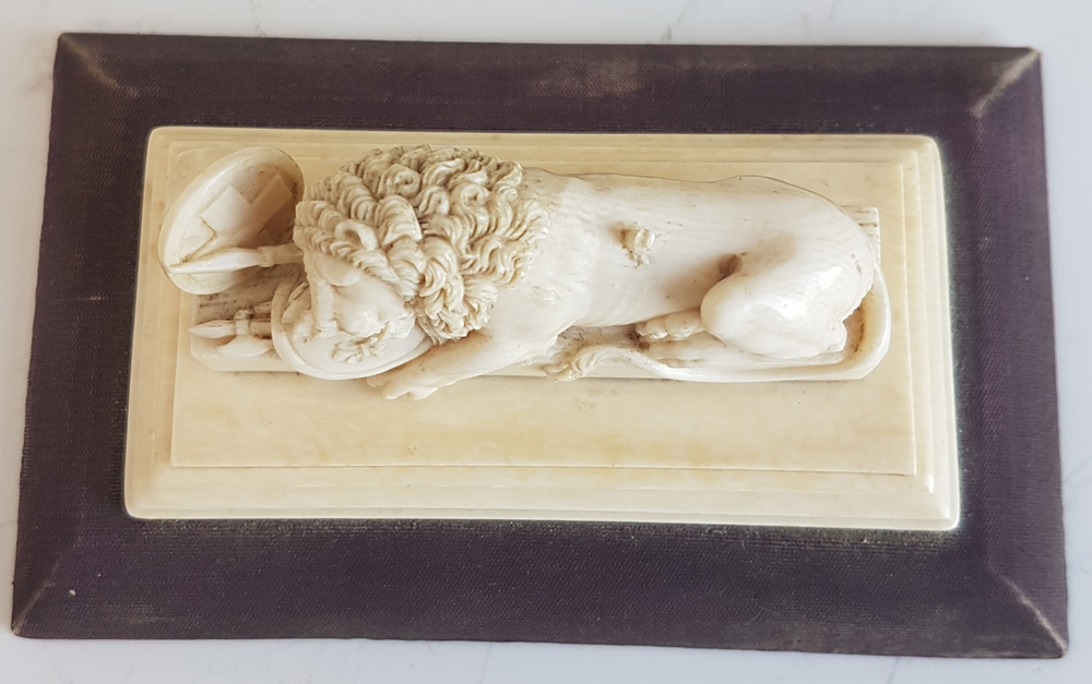Grand Tour antique ivory carving of the Swiss lion of Lucerne