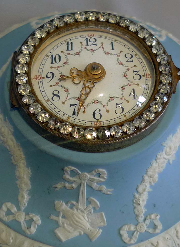 Antique Wedgwood wall clock with brilliants.