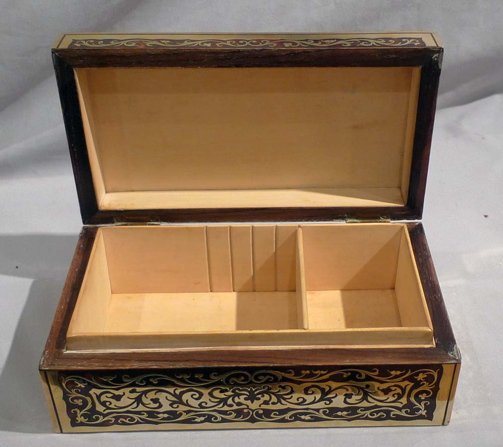 English Victorian rosewood and Boulle decorated box lined for cigars.