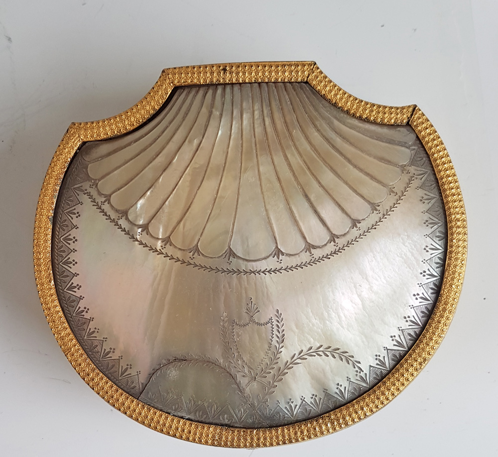 Palais Royal Engraved mother-of-pearl and ormolu sewing Necessaire