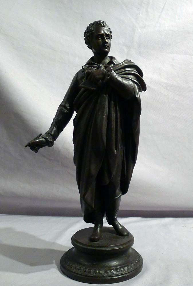Antique sculpture of Byron in patinated bronze.