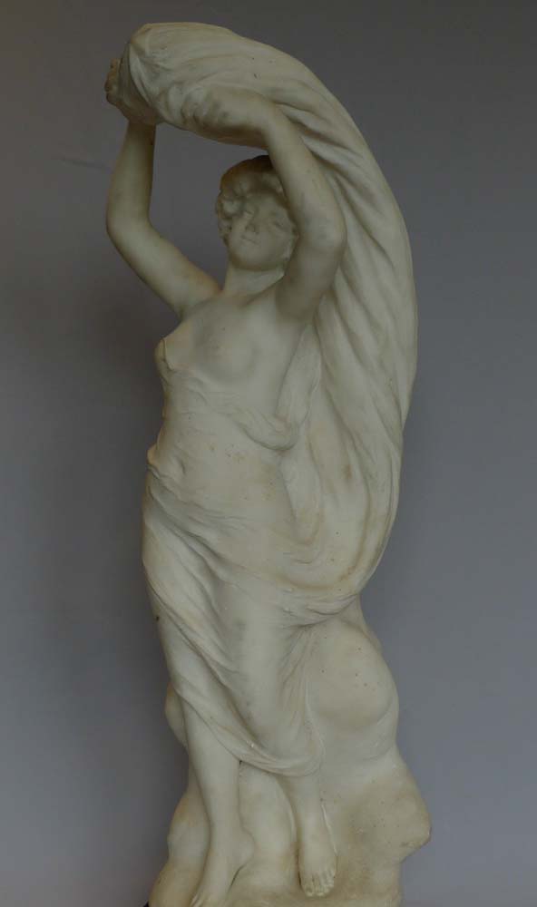 Marble sculpture Art Nouveau Italian antique of Beatrice signed Gazzeri.