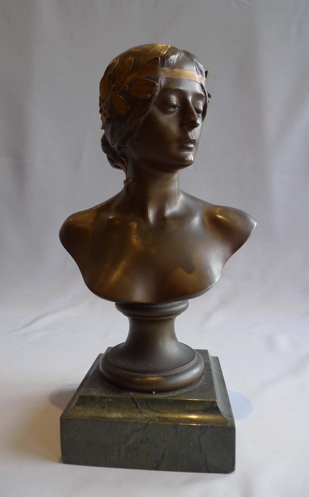 Antique Art Noveau bronze bust,  L'Histoire by Georges Bareau and F. Barbedienne foundry