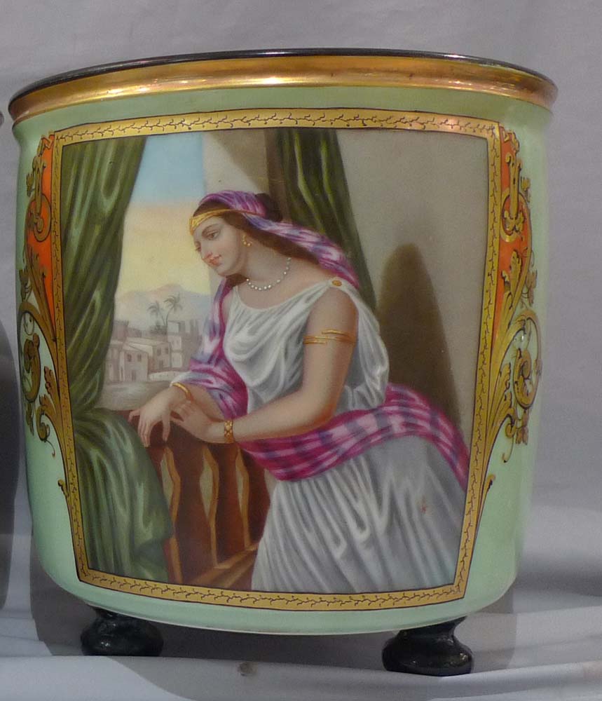 Paris porcelain jardinieres in 