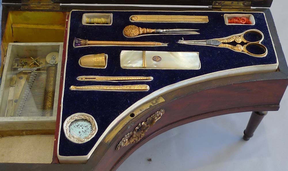 Palais royal musical box and necessaire in form of grand piano.