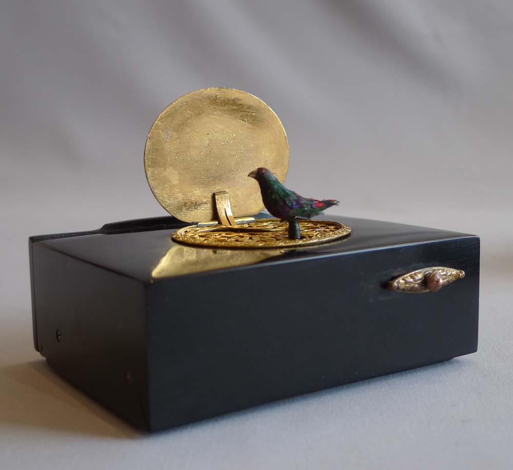 Tortoiseshell and gilt bronze singing bird box by Griesbaum.