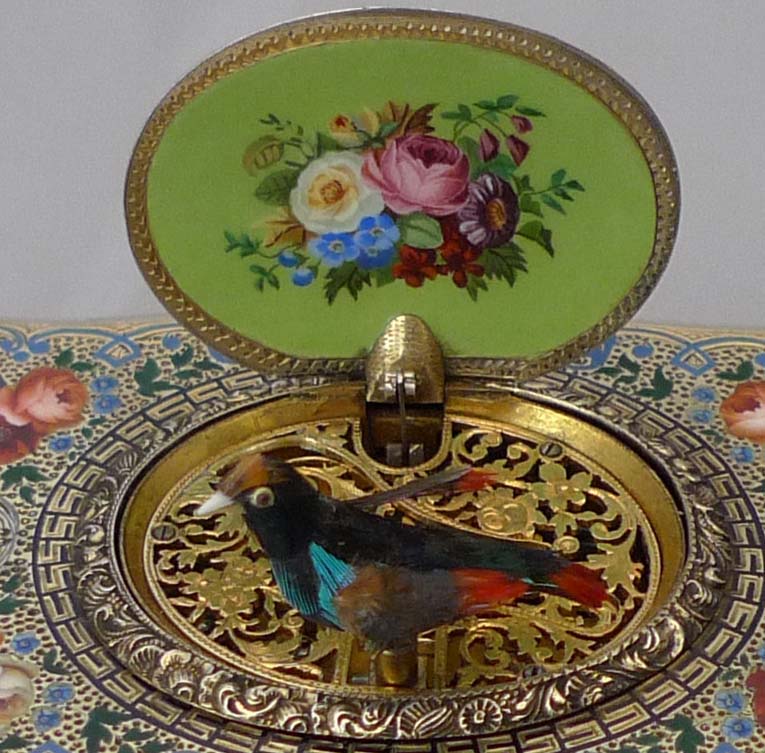 Antique Bruguier singing bird box, fusee movement, silver gilt and enamel case.