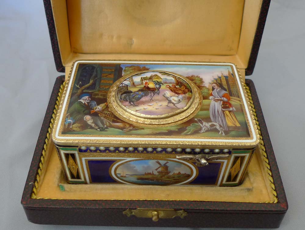Singing bird box in silver and hand painted enamel, Griesbaum No 7 in original case.
