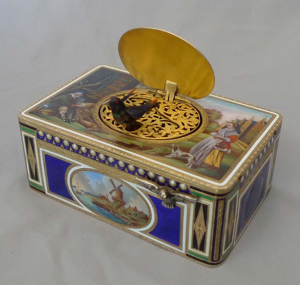 Singing bird box in silver and hand painted enamel, Griesbaum No 7 in original case.