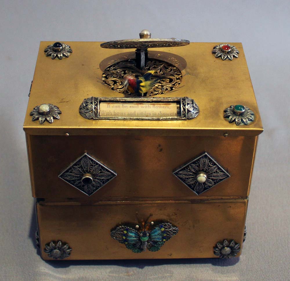Singing bird box automaton most unusually with jewelry box.