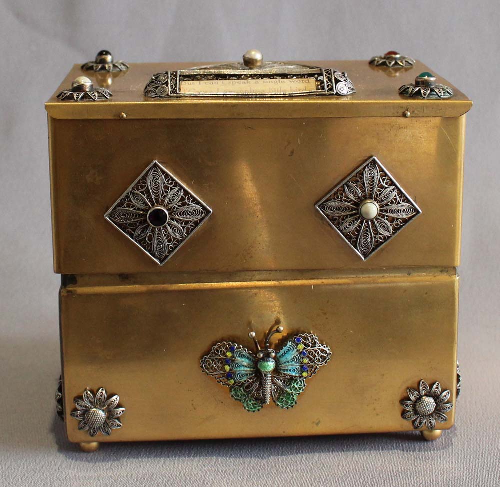 Singing bird box automaton most unusually with jewelry box.