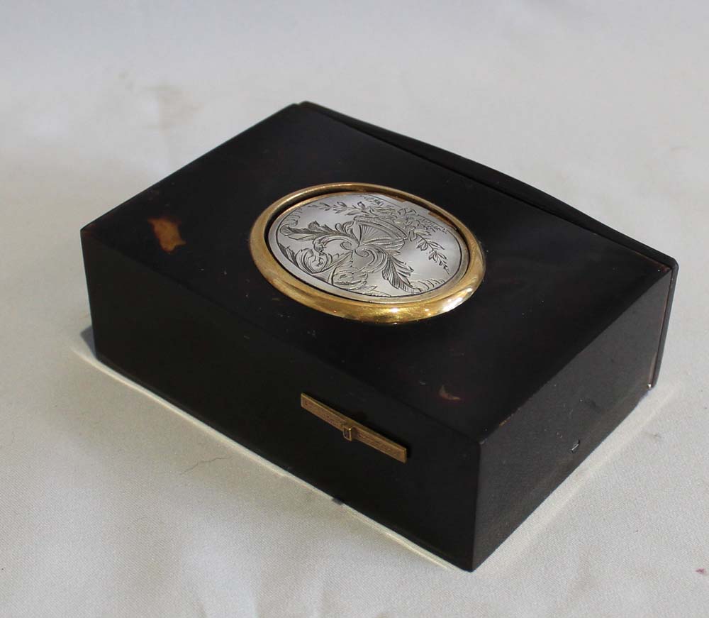 Antique tortoiseshell singing bird box by Bontems of Paris.
