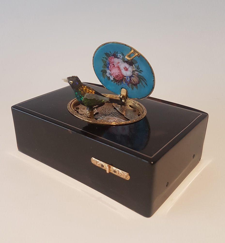 Singing Bird Box by Rochat, in Tortoiseshell, Gold and Enamel