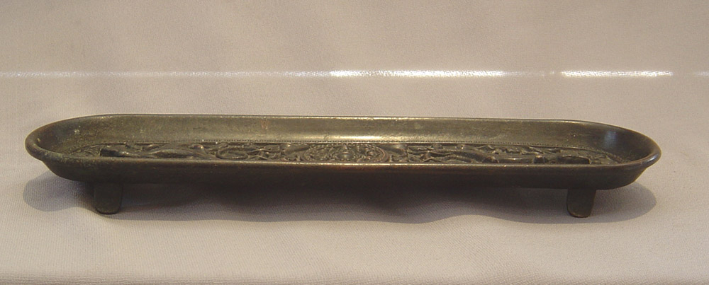 English Regencypatinated bronze pen tray