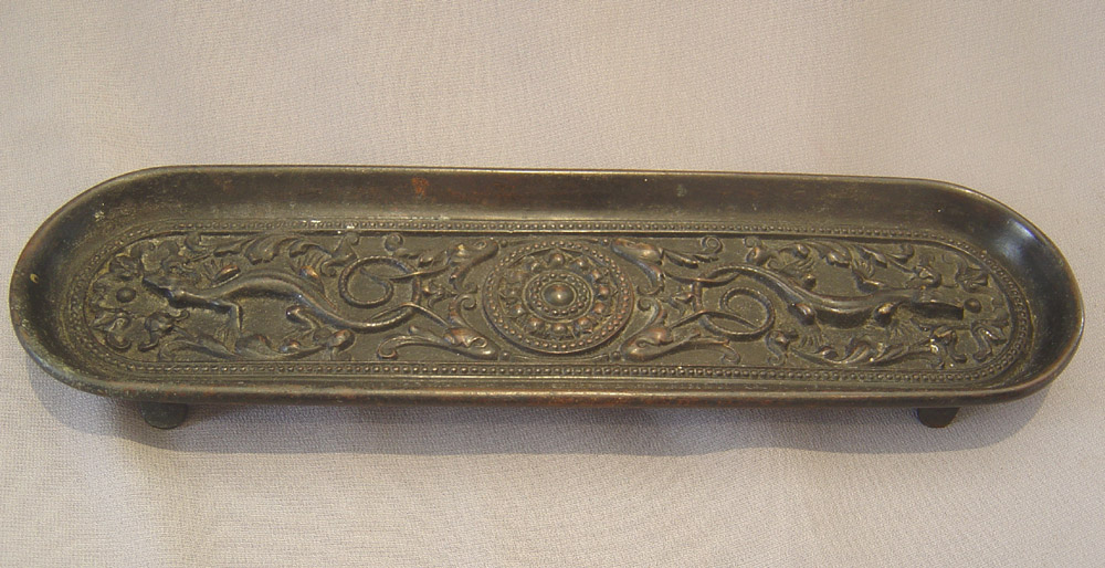 English Regencypatinated bronze pen tray